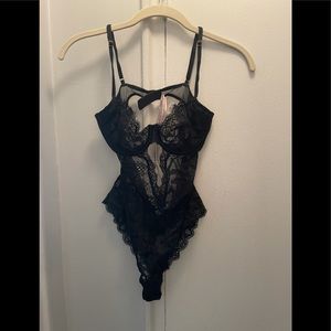 Victoria’s Secret VERY SEXY Wicked Unlined Balconette Teddy black size M
